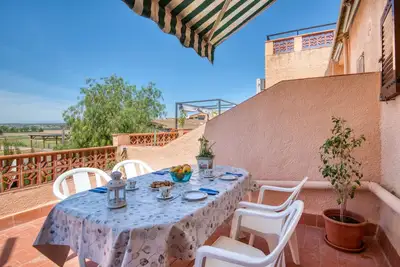 Image de Lunice : Bel appartement à Bellcaire avec grande terrasse et vue sur la nature