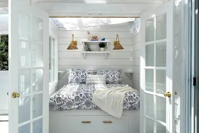 Image de Your dream lakefront property with a stunning new sauna!