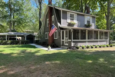 Image de Charming Storybook Cottage with Screened-In Porch