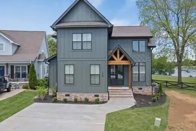 Image de Basecamp Retreat TimsFordLake