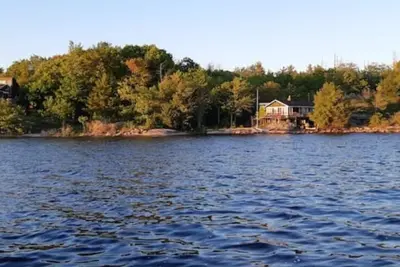 Image de The Honey Harbour Hideaway on Little Beausoleil