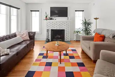 Image de Welcome to your home away from home- Mid-term Rental!