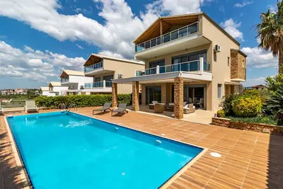 Image de Villa Dina with private pool