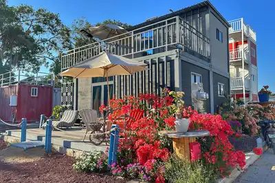 Image de Casa-contenedor con Alberca de 12 Mts, ¡a 6 Minutos de la Playa!