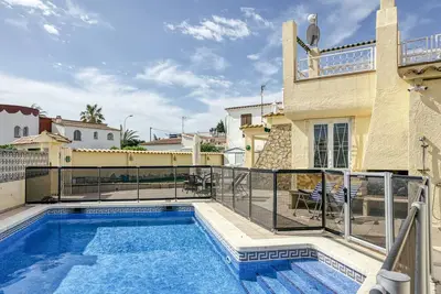 Image de Villa \"Empuries A2\" avec piscine privée et Wi-Fi
