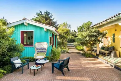 Image de Famous Designer's Cabanas in Heart of Stunning Cap Ferret