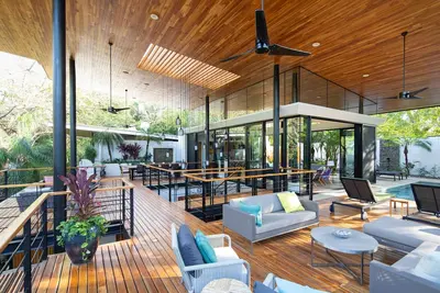 Image de Terrace House, Walk to Surfing Beach