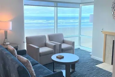Seaside Resort - Ocean Front 3 Bedroom 2 Bath - Assignment 1