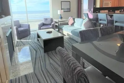 Seaside Resort - Ocean Front Corner 3 Bedroom 2 Bath - Assignment 3