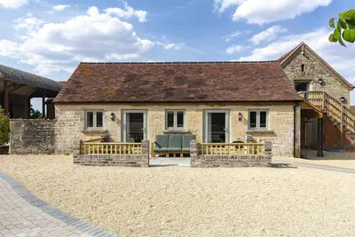 Spacious one bed Cottage on Peaceful Cotswold Farm