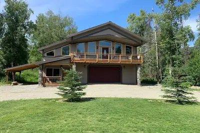 Image de Palmer Alaska - Hatcher Pass Mountain Home Rental 3 Bed 3 Bath - Heated Garage!