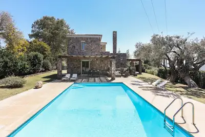 Image de Casa Mai with private pool, up to 10 guests, 1 km. to Perdika, Aegina island