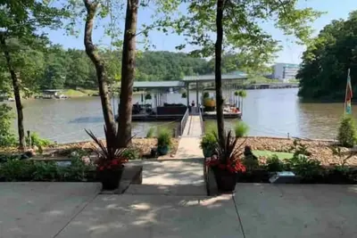 Image de Ozark Oasis: Lakeside fun and relaxation in Quiet Cove/ Large entertaining dock!