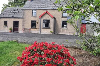 Image de Brook Haven:Traditional Irish Farmhouse