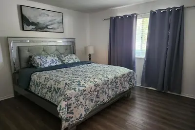 Image de Comfortable 3 bdrm house in South Woodland