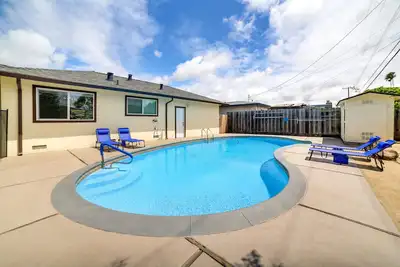 Image de Salinas Home w/ Pool - Near WeatherTech Raceway!