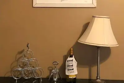 Image de Kanawha River House Get Away with Hot Tub