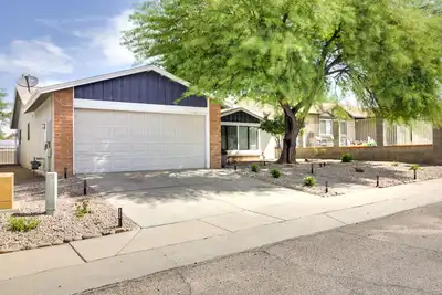 Image de Tuscon Vacation Rental < 1 Mi to Golf Course!