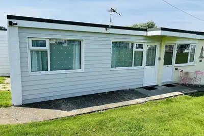 Image de 2 Bedroom Chalet Sb113, Sandown Bay, Isle of Wight, Dog Friendly