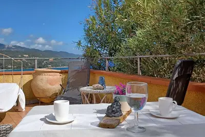Image de Mini-Villa Nacres - Vue mer - Wi-fi -Favone