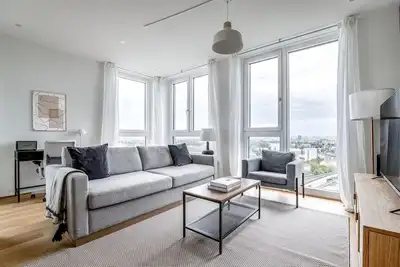 Image de Fantastic Donaustadt 2br w/ Elevator & Pool, nr Metro, by Blueground