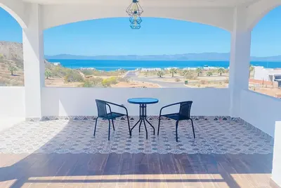 Image de 5 Minute Walk to the Beach