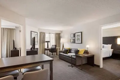 Image de A Place You'll Surely Enjoy! 3 Comfortable Units, Pets Allowed, Full Kitchen!