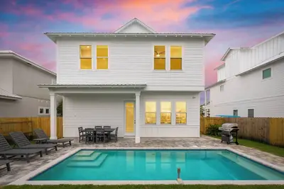 Image de Flipper by AvantStay | 18-Person Retreat w/ Pool