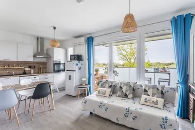 Image de Studio cosy vue lac, randos, spirou, près avignon