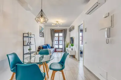 Image de Charmant appartement à Estepona, 2 chambres, centre-ville
