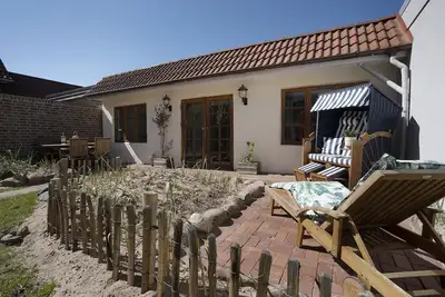 Image de Vacation apartment dune bungalow with terrace in Grömitz