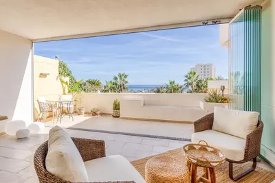 Image de Appartement Lumineux à Estepona, Proche Plages Costa del Sol, 2 Chambres, Grande Terrasse, Piscines