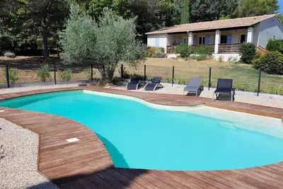 Image de Villa Provençale avec Picsine dans le Parc du Luberon