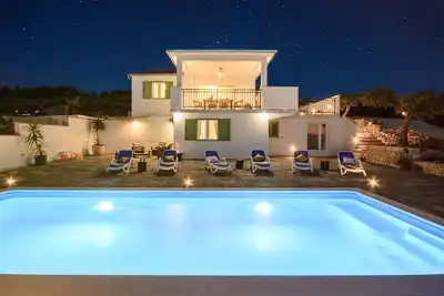 Image de Luxury villa with pool on the island of Brač