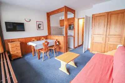 Image de À 10m des pistes de ski, 8ème étage, balcon, télévision, casier à ski, 28m², Tignes