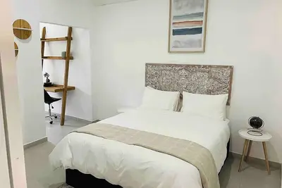 Image de Ultra modern 2 bedroomed apartment - 2082
