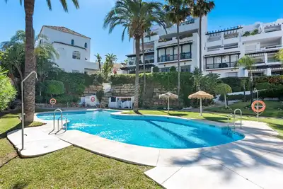 Image de Calahonda apt by Costarentals - Ref 205