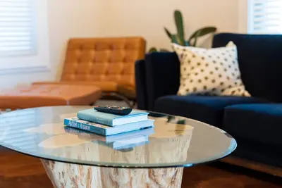 Image de Character Home in East Vancouver