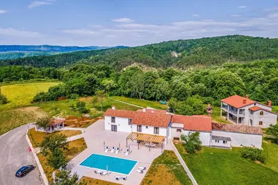 Image de Belle maison à Susnjevica avec sauna