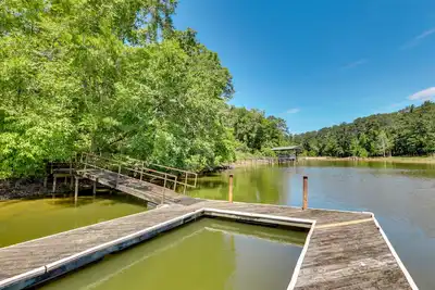 Image de Charming Abbeville Home w/ Private Boat Dock!