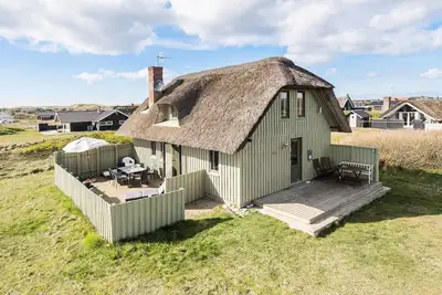 Image de Superbe maison à Harboøre avec Wi-Fi
