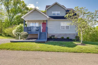 Image de Taylorsville Lake Cottage Rental w/ Hot Tub!