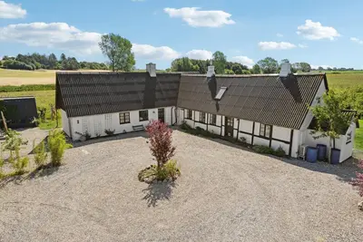 Image de Belle maison à Lundby avec WiFi