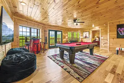 Image de Mountain views around the fireplace — your ultimate outdoor escape awaits!