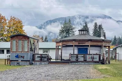 Image de Poindexter’s Palace