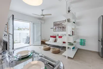 Pula Comfy Apartment w/ Private Parking