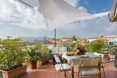 Image de Joli appartement pour 4 personnes avec Wifi, climatisation, Tv, terrasse et animaux admis