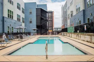 Image de Comfort and Blues in the heart of downtown Memphis! !