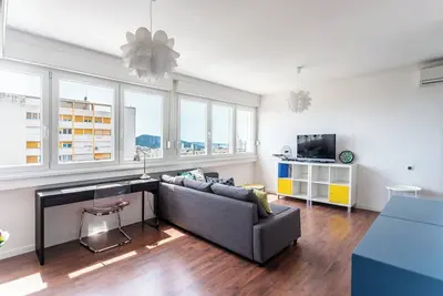 Image de Comfortable apt with great city and sea view