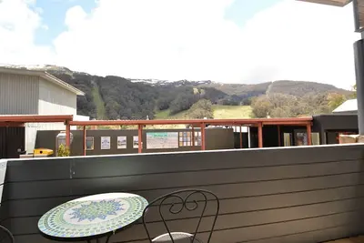 Image de Squatters Run 4 ideally positioned in the centre of Thredbo Village